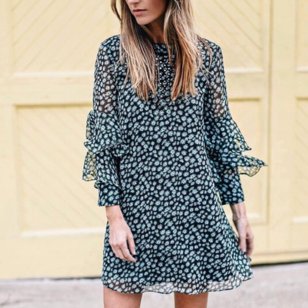 Anthropologie fluttered tunic dress